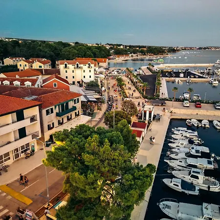 Boutique Rogovo 4*